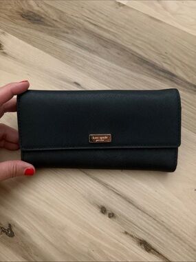 kate spade Black Saffiano Trifold Wallet with Gold Plaque